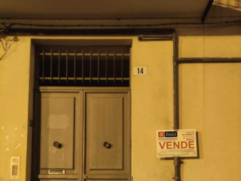 Casa Indipendente in Vendita ad Bronte - 33000 Euro trattabile