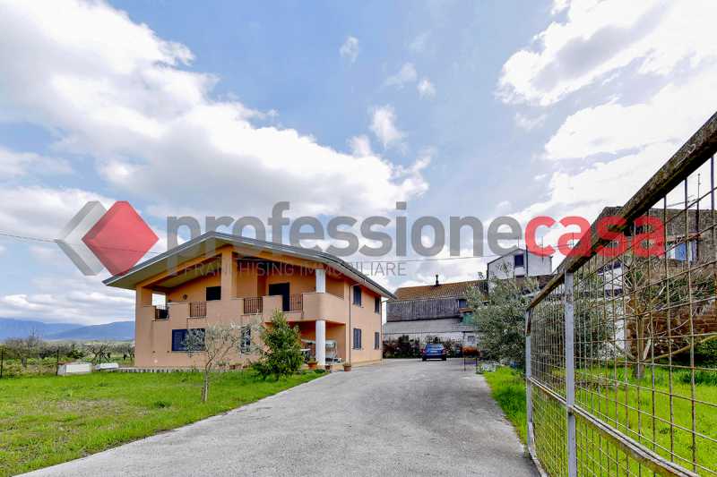 Casa Indipendente in Vendita ad Sant`agata De` Goti - 185000 Euro