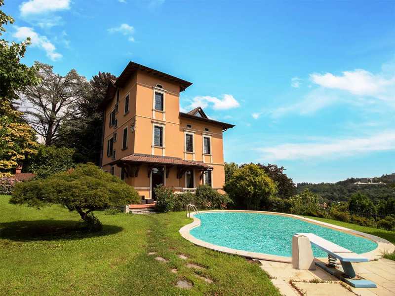 Villa Singola in Vendita ad Varese - 1300000 Euro