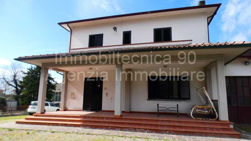 Casa Indipendente in Vendita ad Castiglion Fiorentino - 349000 Euro