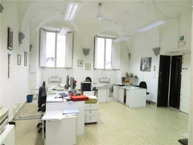 Ufficio in Affitto ad Firenze - 1200 Euro mensile