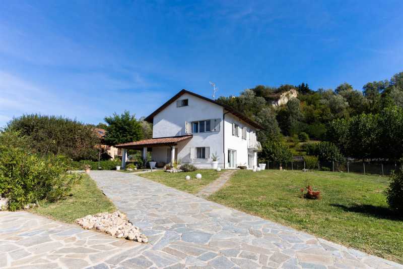 Villa Singola in Vendita ad Asti - 350000 Euro