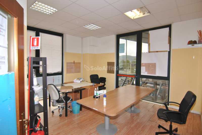 Ufficio in Affitto ad Livorno - 1300 Euro