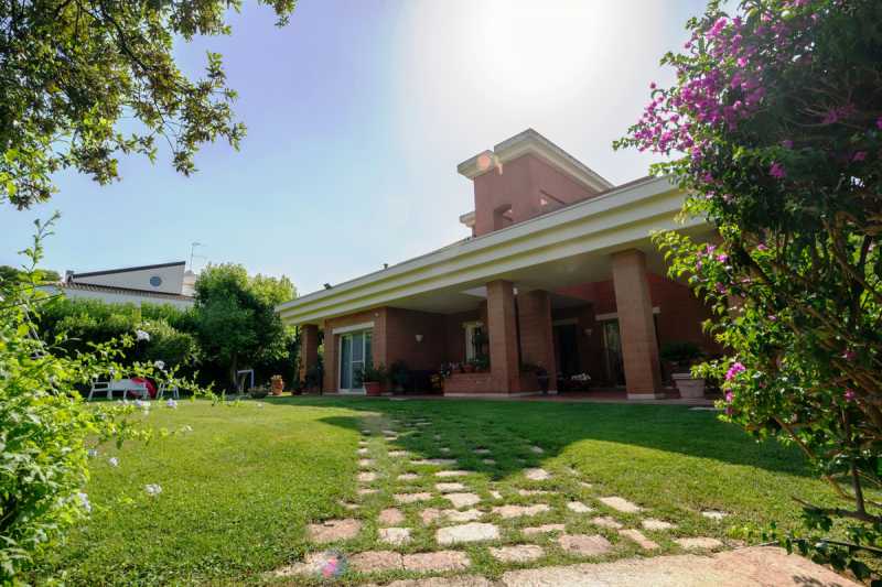 Villa in Vendita ad Noicattaro - 995000 Euro