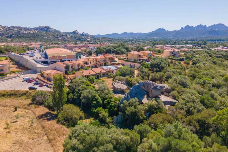 Villa a Schiera in Vendita ad Arzachena - 230000 Euro