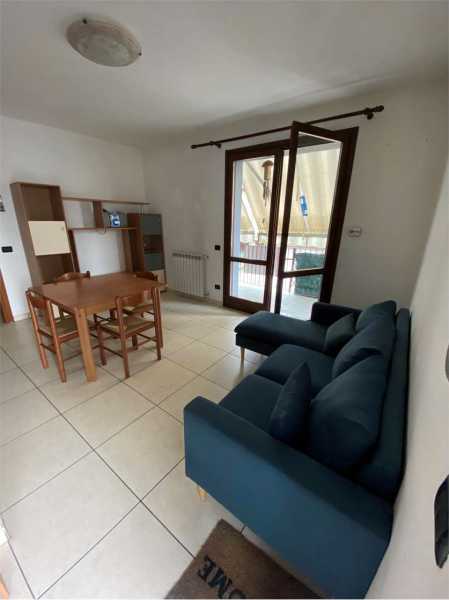 appartamento in Vendita ad Sesto Calende - 120000 Euro