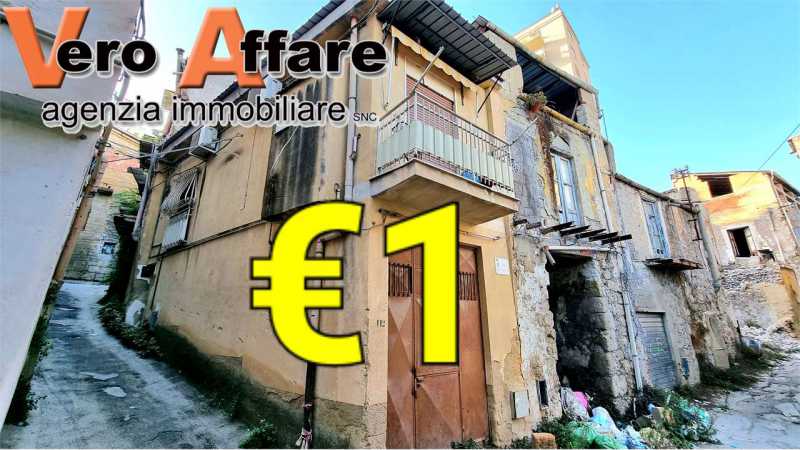 casa indipendente in Vendita ad Favara - 1 Euro