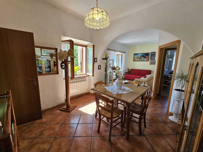 Casa Indipendente in Vendita ad San Severino Marche - 150000 Euro