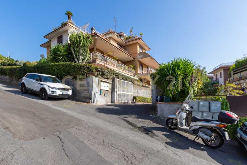 Appartamento in Vendita ad Aci Castello - 165000 Euro