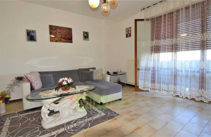 Appartamento in Vendita ad Santa Vittoria in Matenano - 82000 Euro