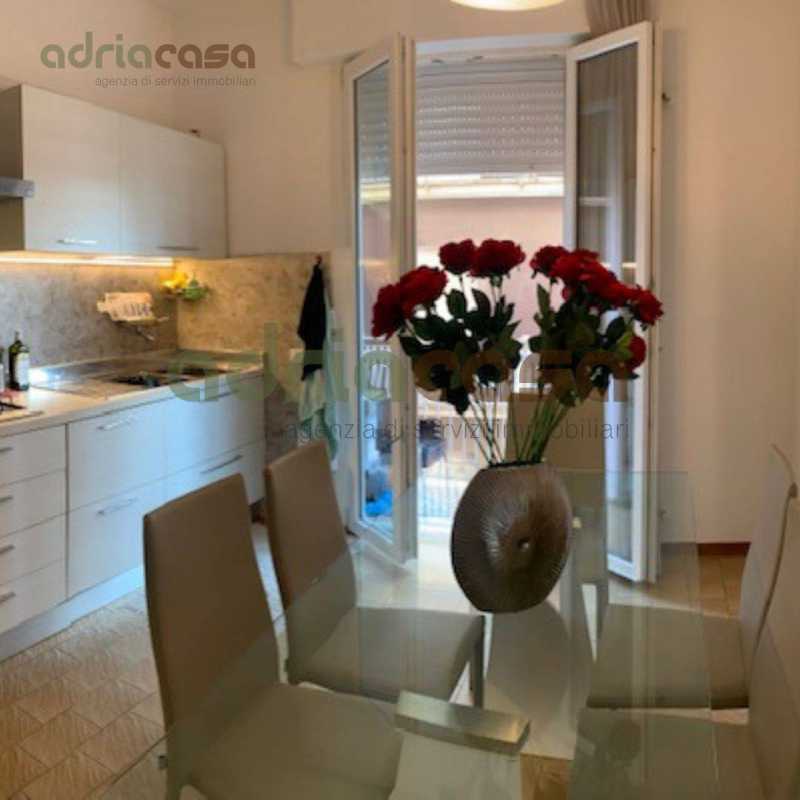 Appartamento in Vendita ad Gabicce Mare - 360000 Euro