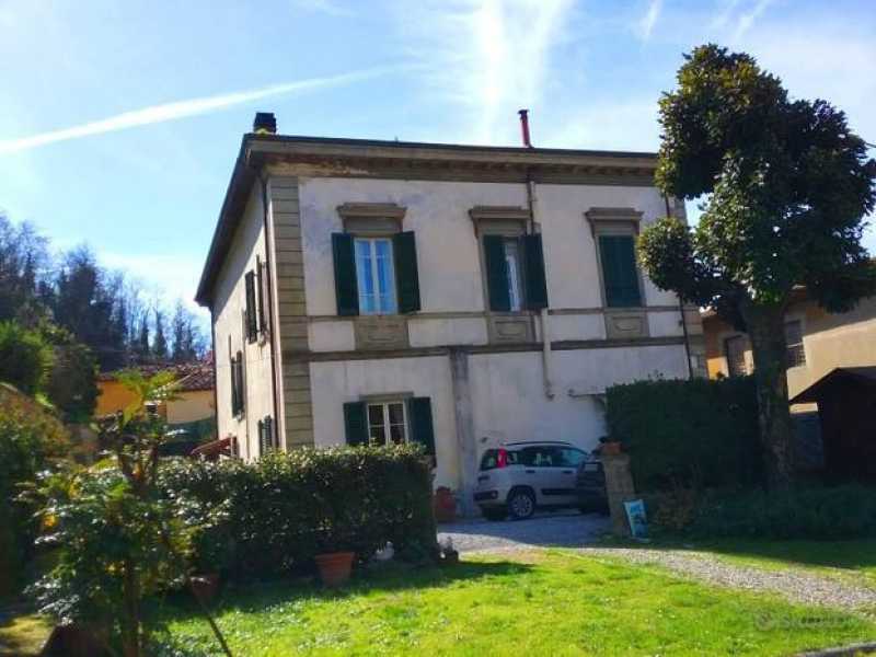 Edificio-Stabile-Palazzo in Vendita ad San Giuliano Terme - 320000 Euro