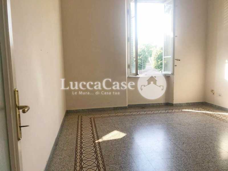 Ufficio in Affitto ad Lucca - 1250 Euro