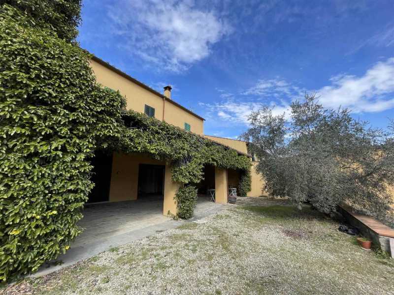 Villa Singola in Vendita ad Firenze - 1500000 Euro