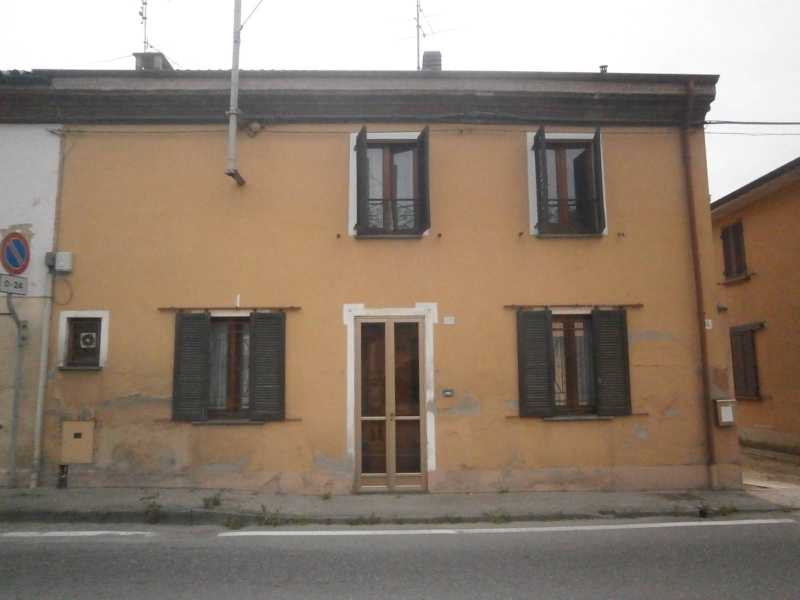 Casa Indipendente in Vendita ad Mortara - 38000 Euro
