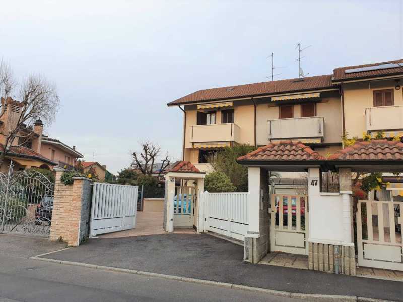Villa a Schiera in Vendita ad Paderno Dugnano - 570000 Euro