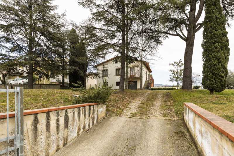 Villa o Villino in Vendita ad Loro Ciuffenna - 297000 Euro