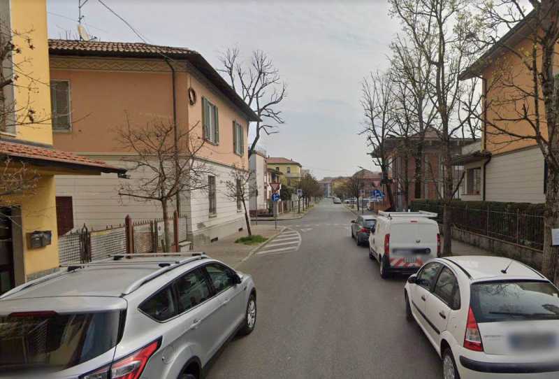 Edificio-Stabile-Palazzo in Vendita ad Piacenza - 125000 Euro
