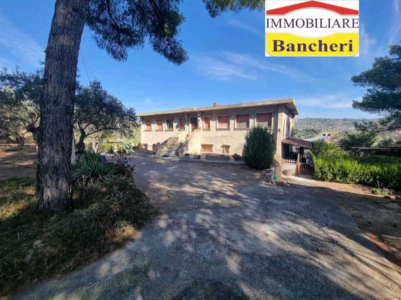 Casa Bifamiliare in Vendita ad Caltanissetta - 370000 Euro