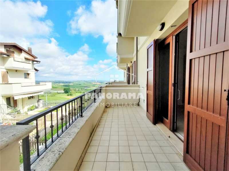 Appartamento in Vendita ad Montescudo-monte Colombo - 180000 Euro