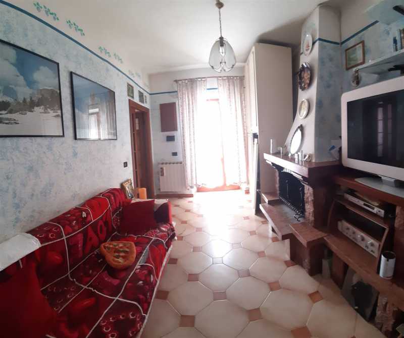 Appartamento in Vendita ad Vezzano Ligure - 80000 Euro
