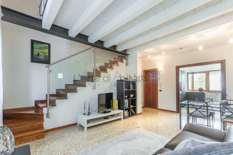 Appartamento in Vendita ad Pastrengo - 230000 Euro