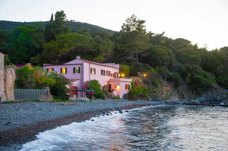 Villa in Vendita ad Marciana Marina - 3350000 Euro