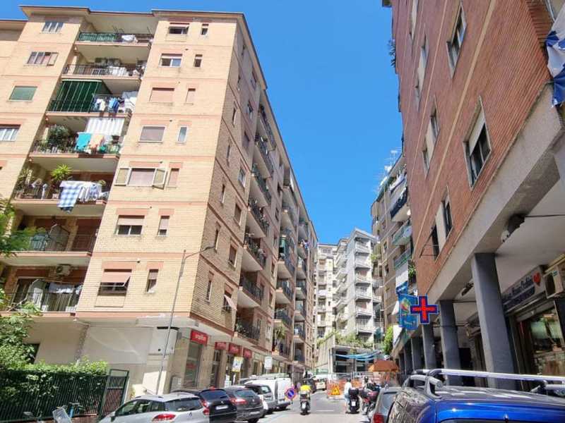 Appartamento in Vendita ad Napoli - 380000 Euro