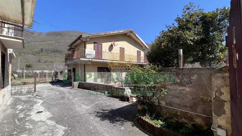 Villa Singola in Vendita ad Monteforte Irpino - 160000 Euro