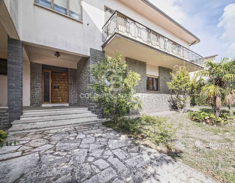 Villa Singola in Vendita ad Montefiascone - 289000 Euro