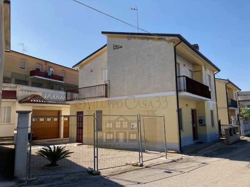 Villa in Vendita ad Colonnella - 250000 Euro