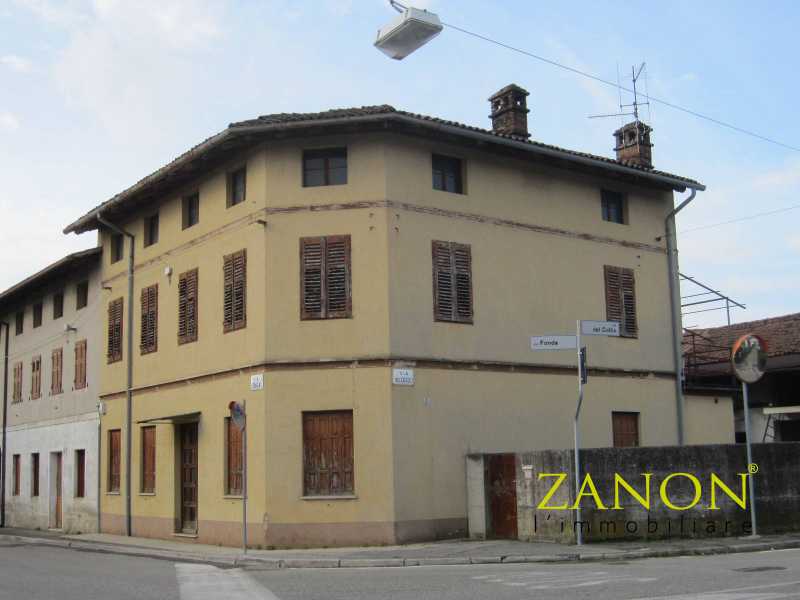 Casa Semi indipendente in Vendita ad Gorizia - 88000 Euro