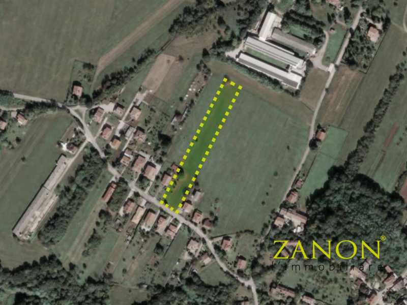 Terreno in Vendita ad Savogna D`isonzo - 80000 Euro