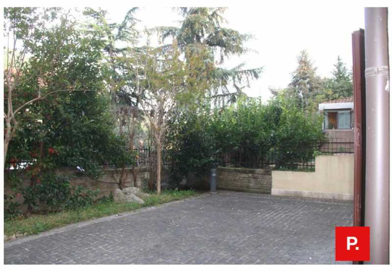 Villa in Vendita ad Caserta - 650000 Euro