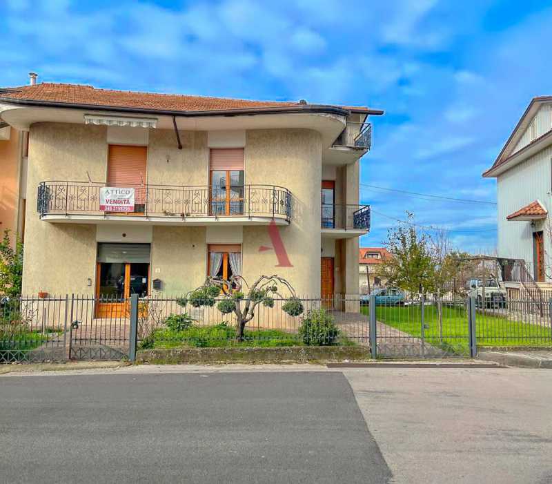Villa Bifamiliare in Vendita ad Avellino - 179000 Euro