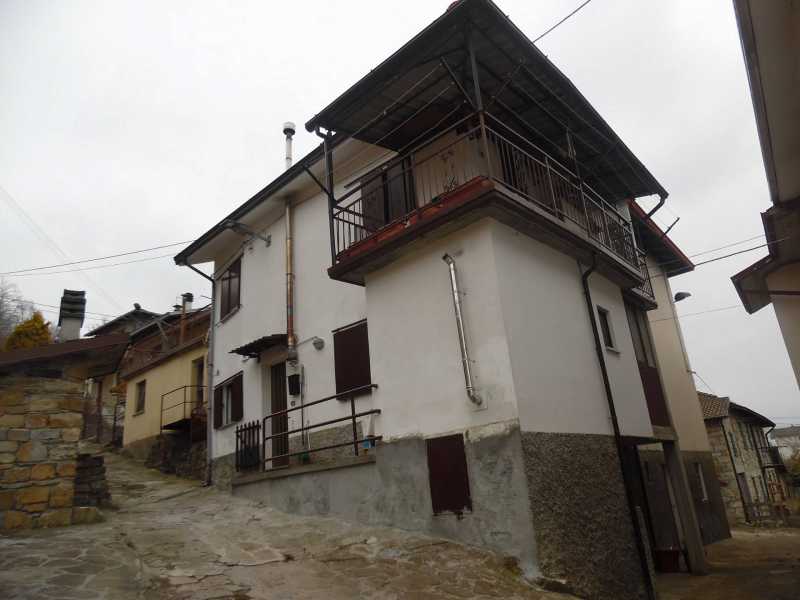 Casa Indipendente in Vendita ad Corte Brugnatella - 69500 Euro