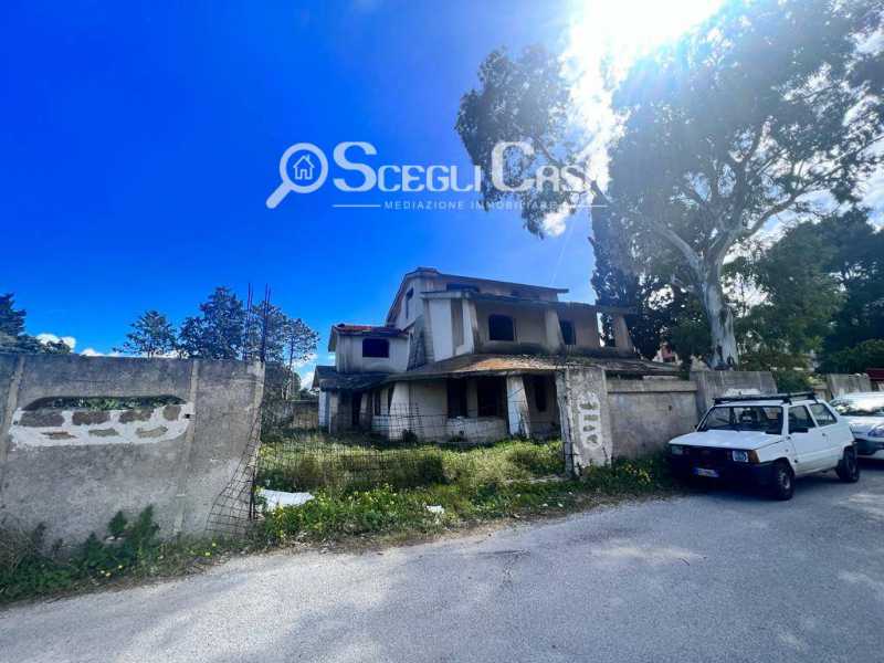 Villa in Vendita ad Carini - 120000 Euro