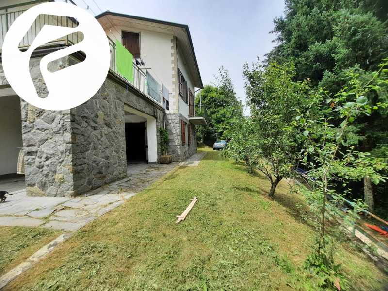 Villa Singola in Vendita ad Fivizzano - 185000 Euro