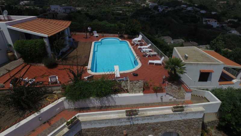 Villa in Vendita ad Lipari - 640000 Euro