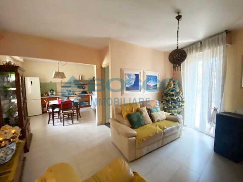 Appartamento in Vendita ad Vezzano Ligure - 120000 Euro