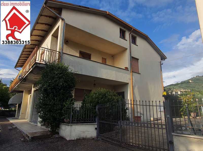 Casa Indipendente in Vendita ad Trevi - 249000 Euro