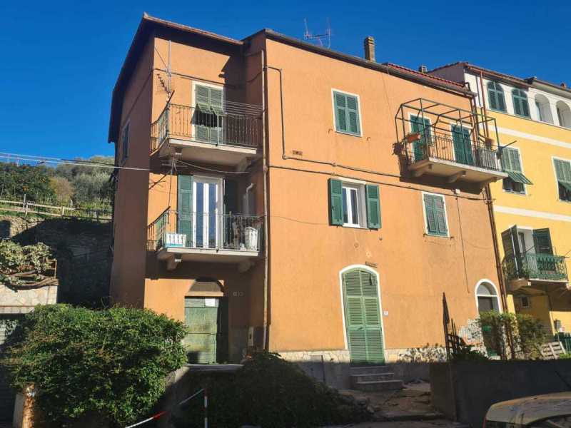 Casa Indipendente in Vendita ad Calice Ligure - 275000 Euro