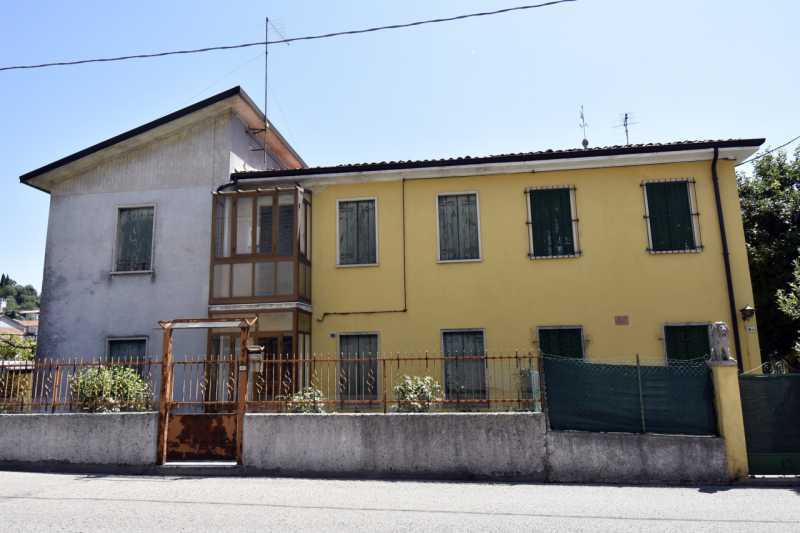 Casa Indipendente in Vendita ad Arzignano - 220000 Euro