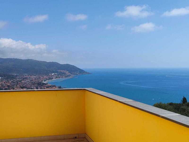Villa in Vendita ad Diano Marina - 1200000 Euro