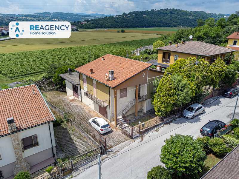 Casa Indipendente in Vendita ad Creazzo - 230000 Euro