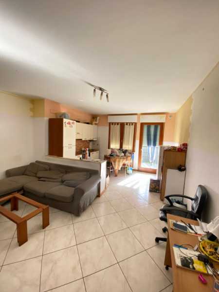 Appartamento in Vendita ad Lonato del Garda - 148000 Euro