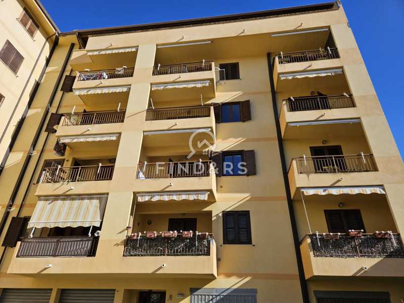 Appartamento in Vendita ad Reggio di Calabria - 265000 Euro