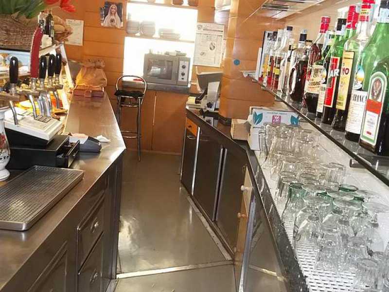Bar in Vendita ad Viareggio - 280000 Euro