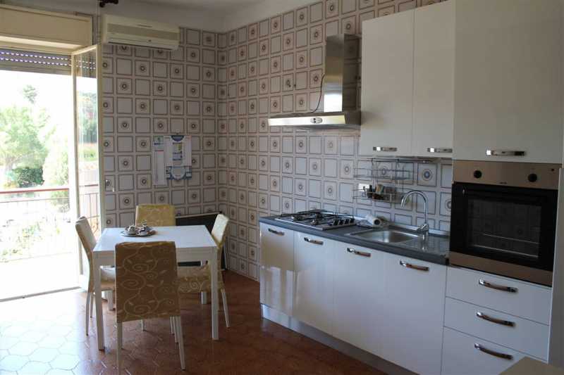 Appartamento in Vendita ad Canicattini Bagni - 95000 Euro