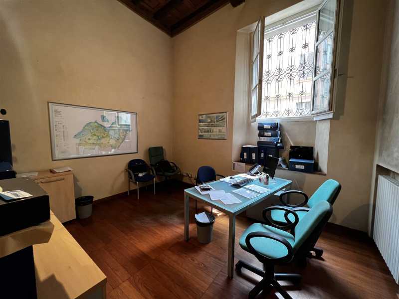 Ufficio in Affitto ad Piacenza - 700 Euro